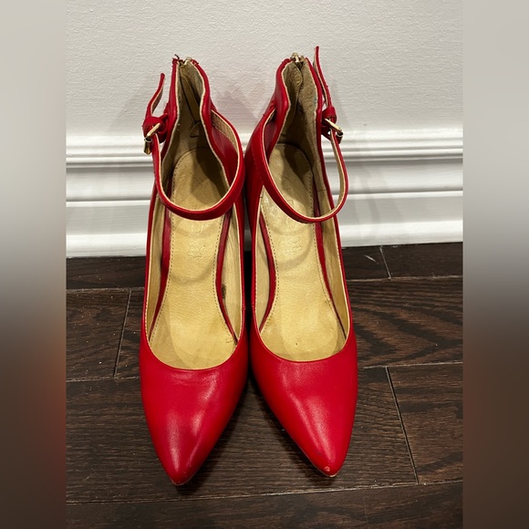 Aldo Ankle Strap Heels - Picture 2 of 11